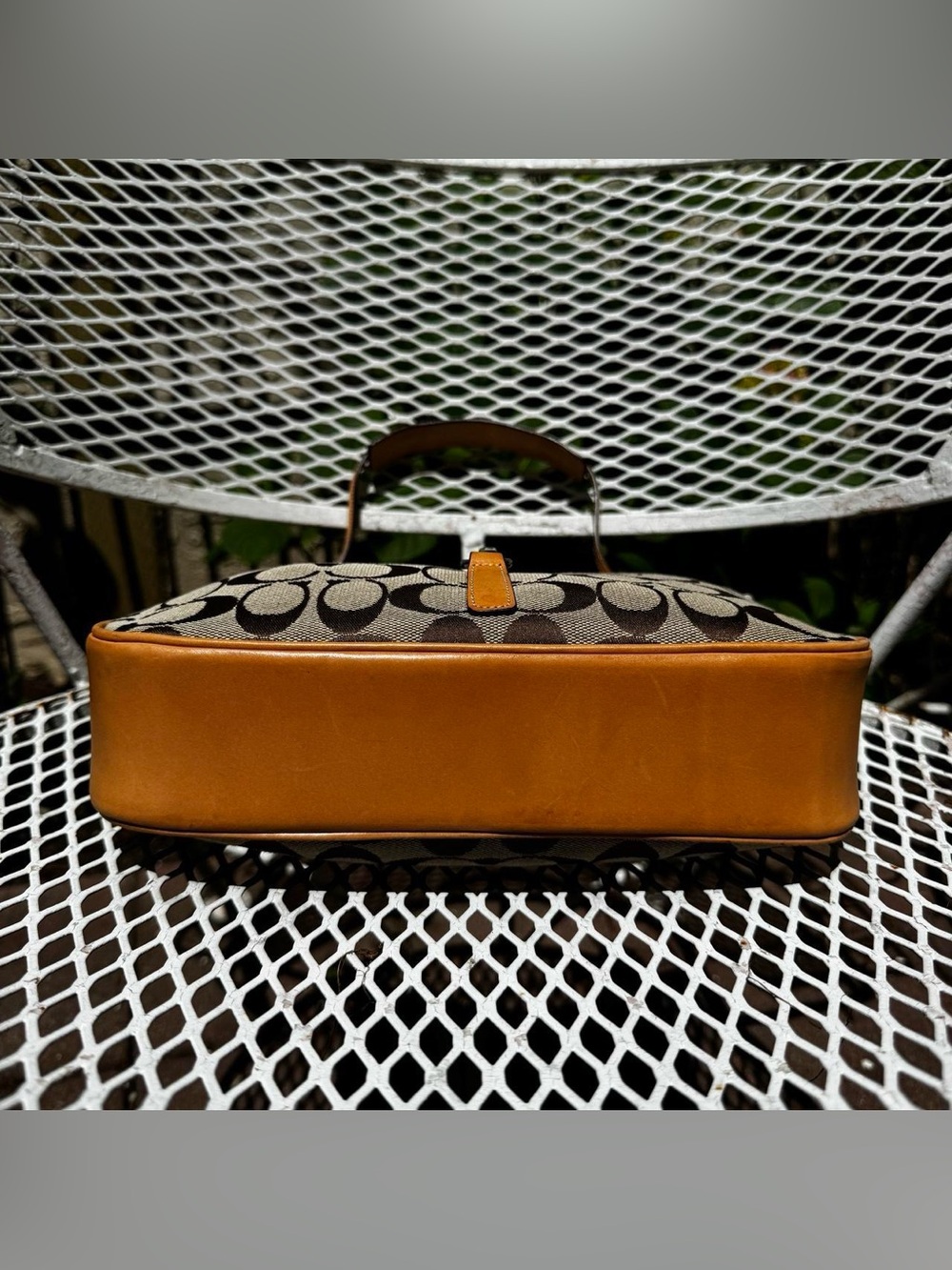Vintage Slouchy Monogramed Coach Shoulder Bag with Clip Closure - Picture 3 of 8